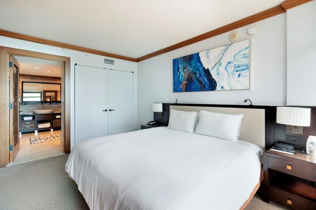 6801 Collins Avenue C414, Miami Beach, FL 33141