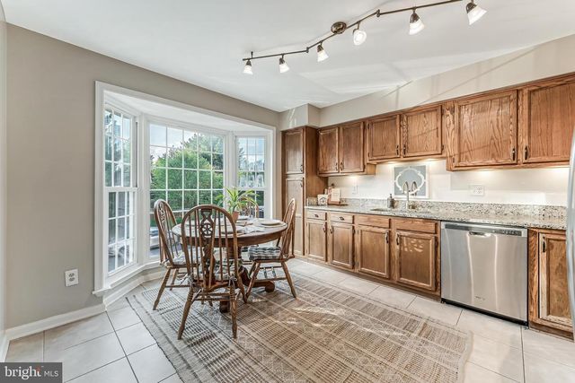 46895 RABBITRUN TER, Sterling, VA 20164