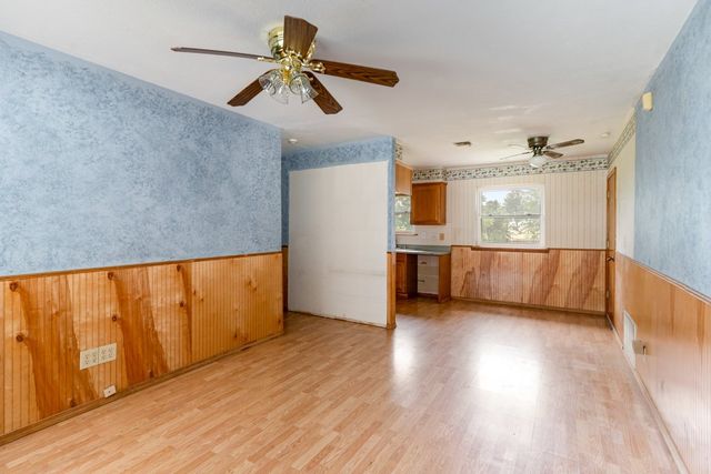 425 S Dallas Avenue, Moore, OK 73160