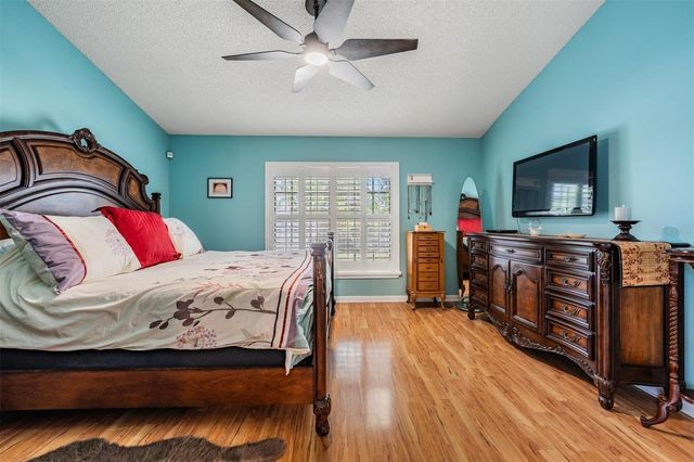 1505 LAKEHURST WAY, Brandon, FL 33511