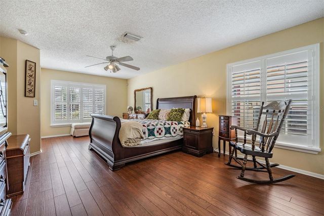 1505 LAKEHURST WAY, Brandon, FL 33511