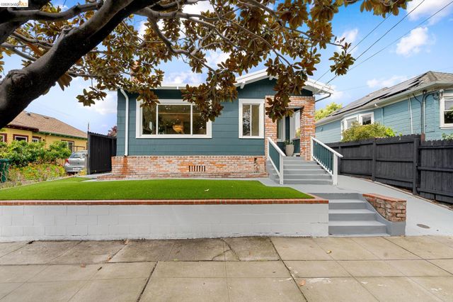 5521 Fremont St, Oakland, CA 94608
