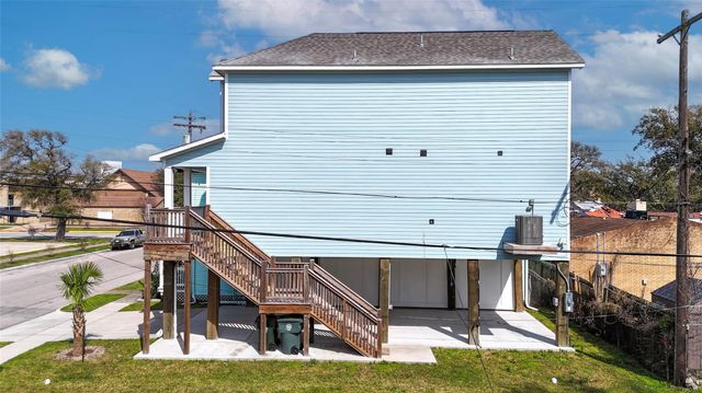 3211 Avenue K, Galveston, TX 77550