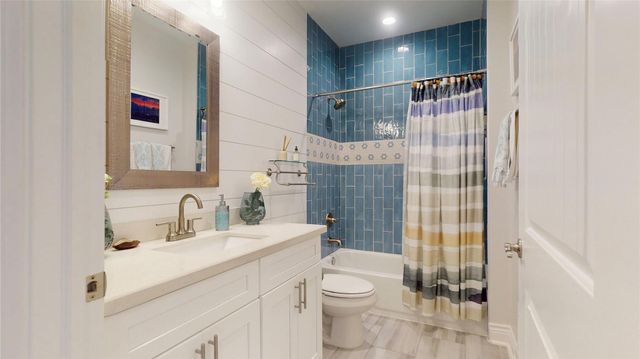 3211 Avenue K, Galveston, TX 77550