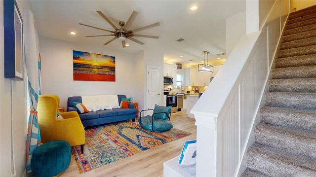 3211 Avenue K, Galveston, TX 77550