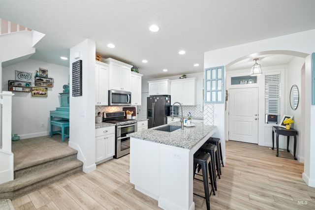 1220 E Timber Trail Dr, Kuna, ID 83634