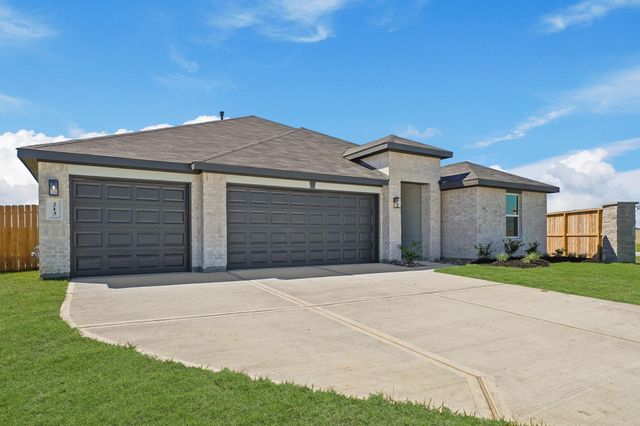 213 Homestead Court, Dayton, TX 77535