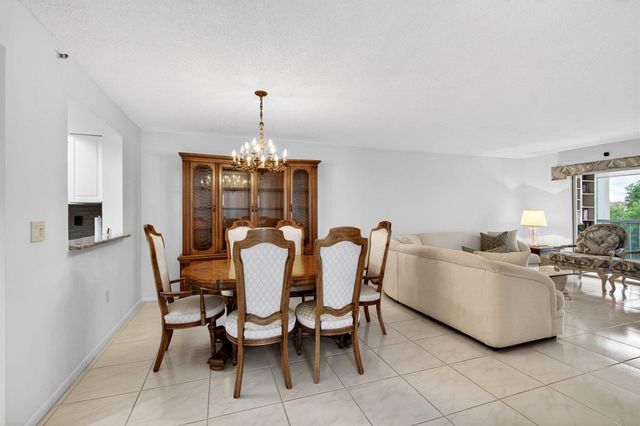 14111 Royal Vista Drive 310, Delray Beach, FL 33484