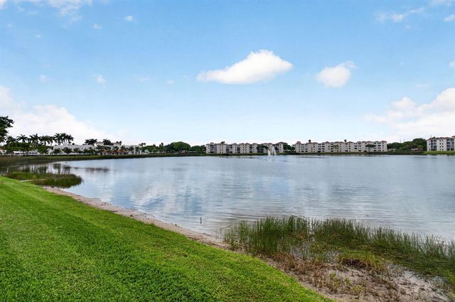 14111 Royal Vista Drive 310, Delray Beach, FL 33484