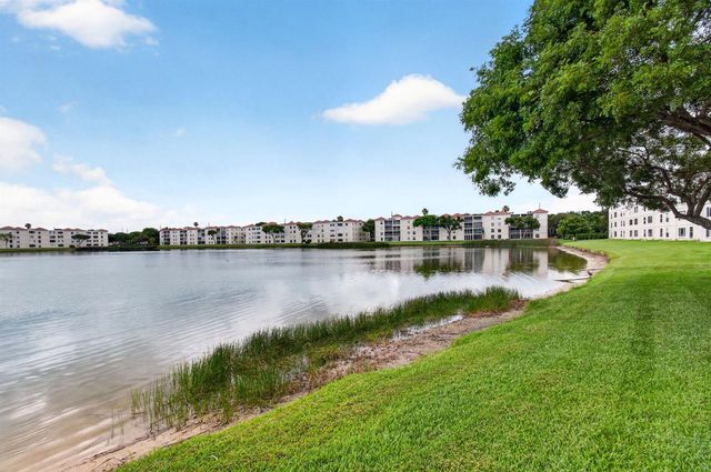 14111 Royal Vista Drive 310, Delray Beach, FL 33484