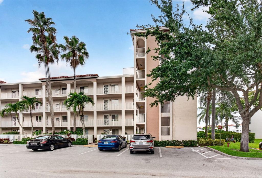 14111 Royal Vista Drive 310, Delray Beach, FL 33484