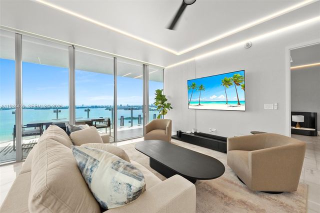 700 NE 26th Ter 3401, Miami, FL 33137