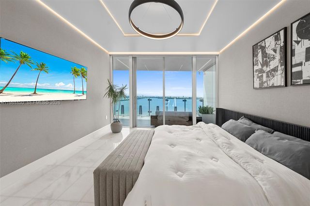 700 NE 26th Ter 3401, Miami, FL 33137