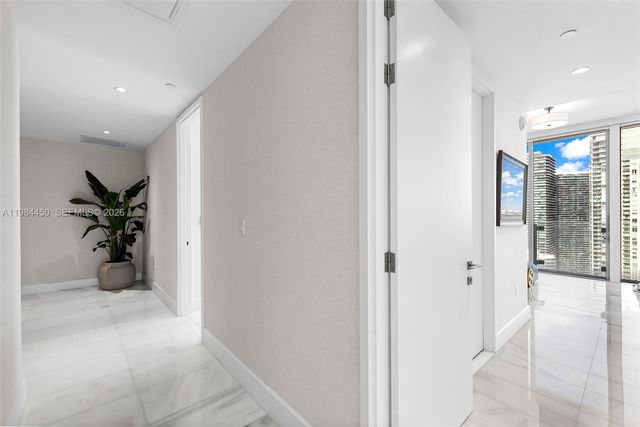 700 NE 26th Ter 3401, Miami, FL 33137