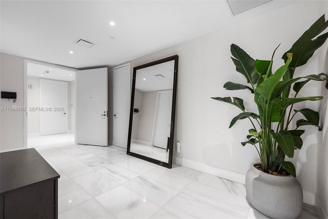 700 NE 26th Ter 3401, Miami, FL 33137