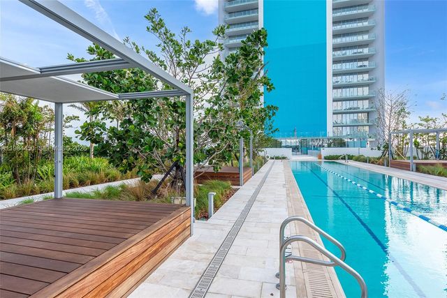 700 NE 26th Ter 3401, Miami, FL 33137