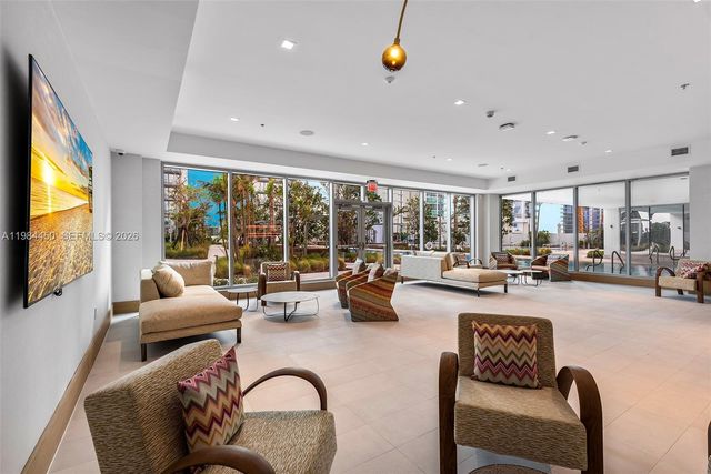 700 NE 26th Ter 3401, Miami, FL 33137