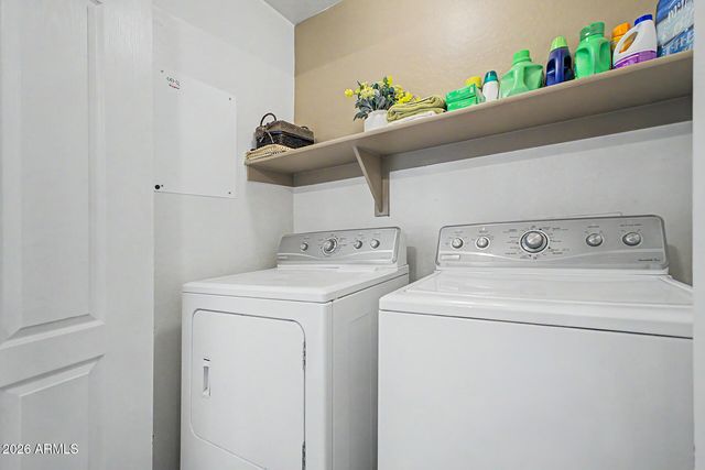 35654 N MURRAY GREY Drive, San Tan Valley, AZ 85143
