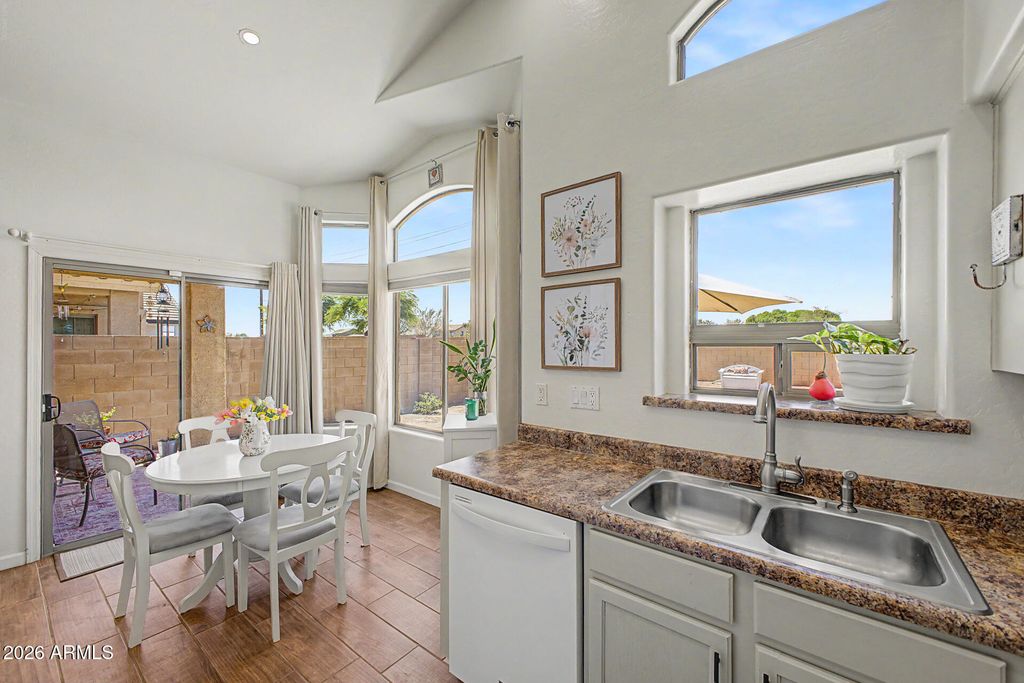 Image 11 of property listing at 35654 N MURRAY GREY Drive, San Tan Valley, AZ 85143