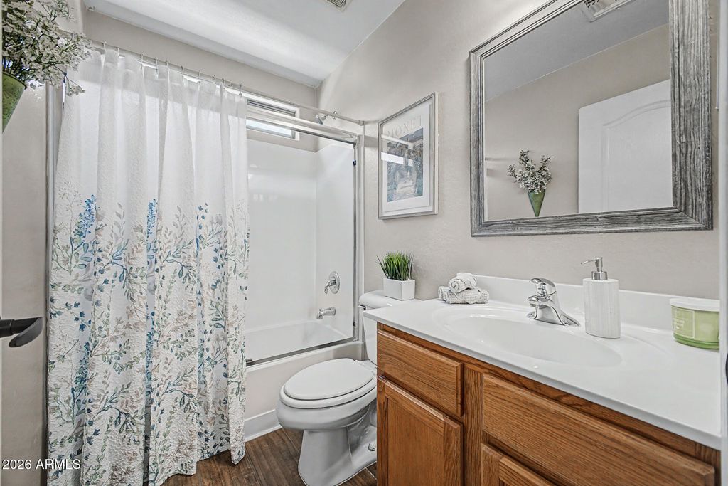 Image 19 of property listing at 35654 N MURRAY GREY Drive, San Tan Valley, AZ 85143