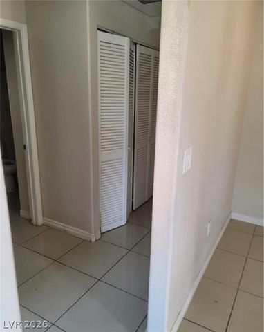 5750 East Hacienda Avenue 117, Las Vegas, NV 89122