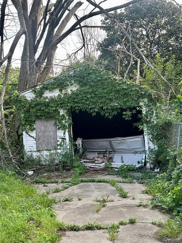19386 Waltham Street, Detroit, MI 48205