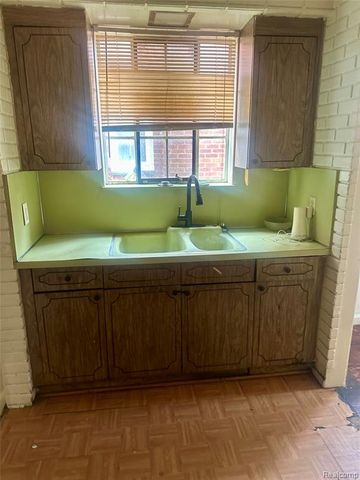 19386 Waltham Street, Detroit, MI 48205