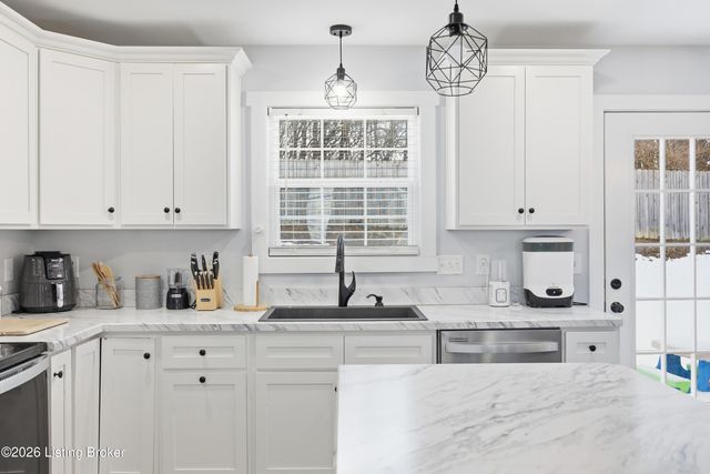 1112 Mac Dr, Lawrenceburg, KY 40342