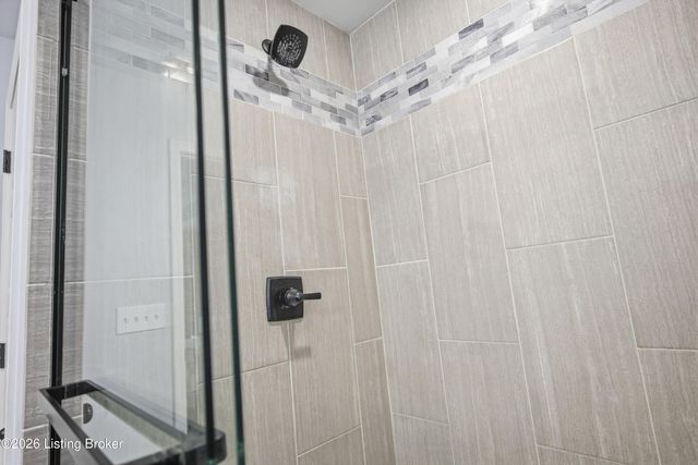 1112 Mac Dr, Lawrenceburg, KY 40342