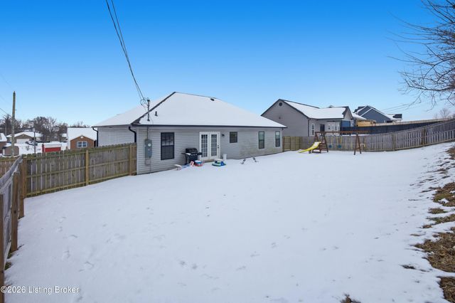 1112 Mac Dr, Lawrenceburg, KY 40342