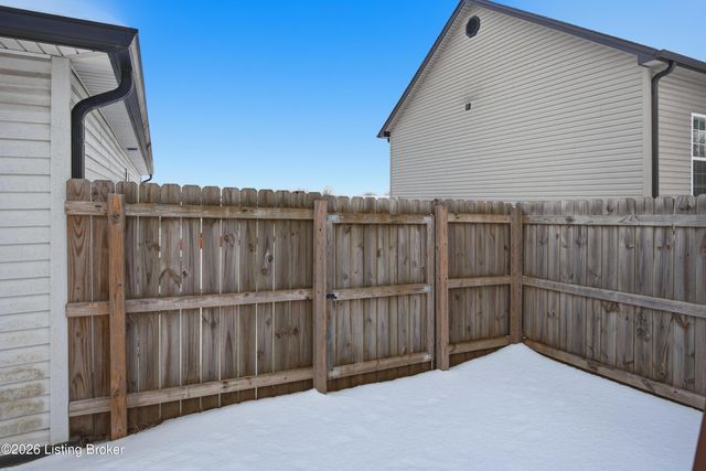 1112 Mac Dr, Lawrenceburg, KY 40342