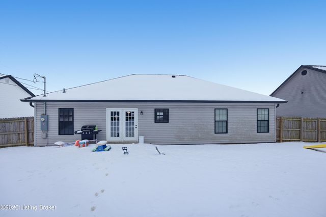 1112 Mac Dr, Lawrenceburg, KY 40342