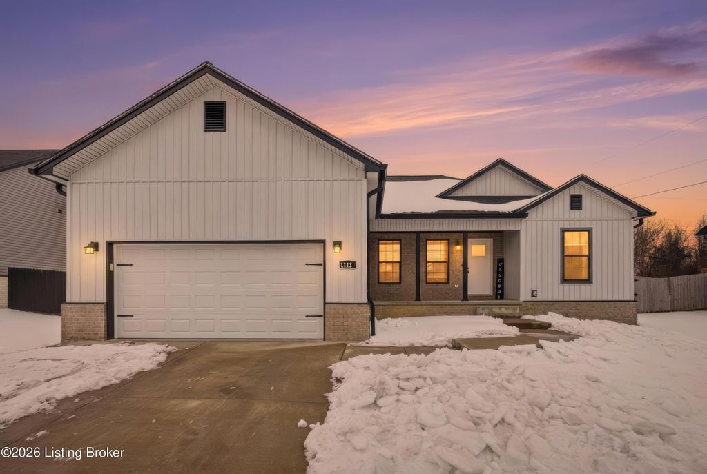 1112 Mac Dr, Lawrenceburg, KY 40342