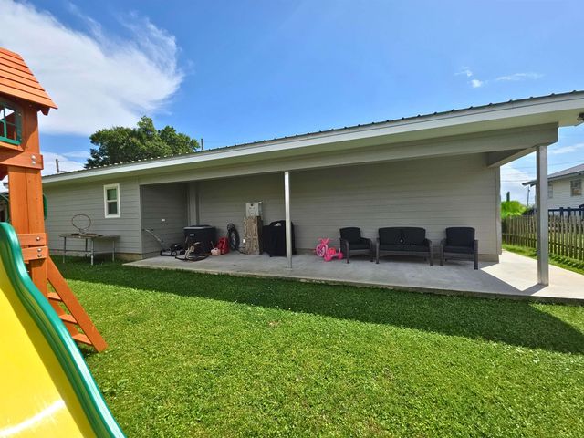 145 East 69th Place, Cut Off, LA 70345