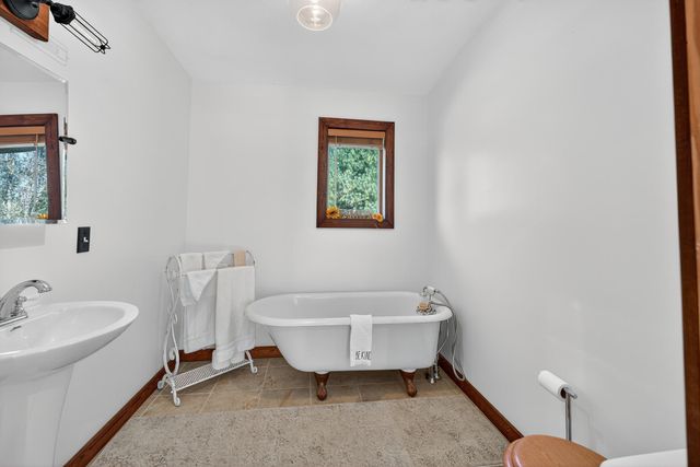 58655 284 Street, Malvern, IA 51551