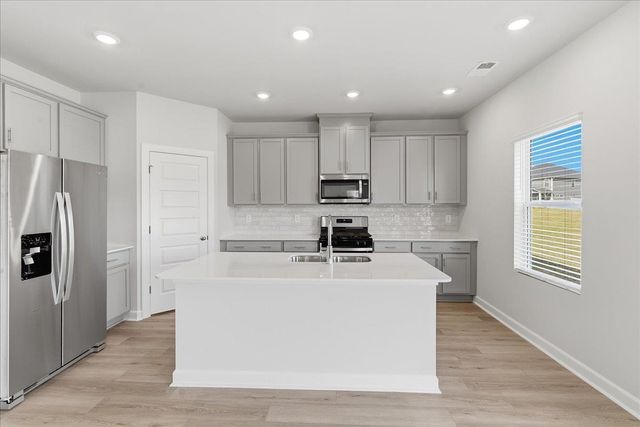 621 Hollybank Street, Fountain Inn, SC 29644