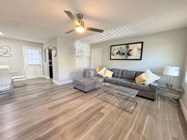 332 AVENUE D SE, Winter Haven, FL 33880
