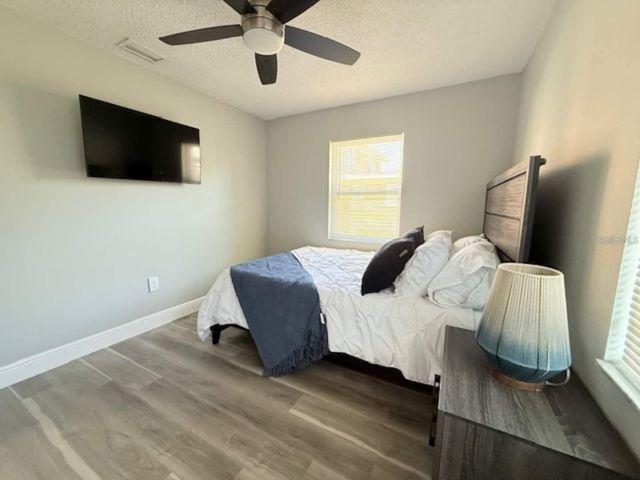 332 AVENUE D SE, Winter Haven, FL 33880