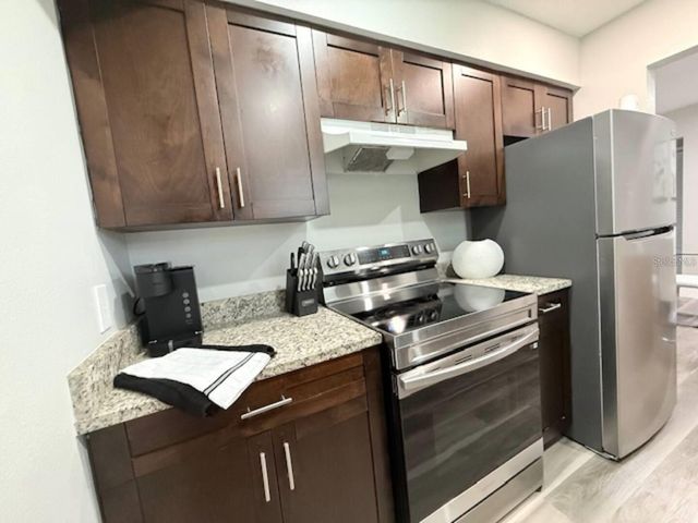 332 AVENUE D SE, Winter Haven, FL 33880