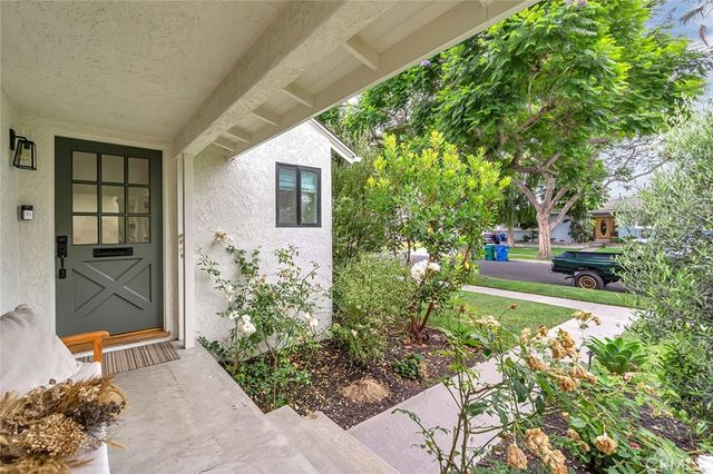 3220 Iroquois Ave., Long Beach, CA 90808