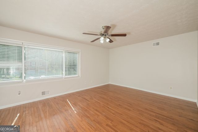 3518 Sandy Woods Lane, Stone Mountain, GA 30083