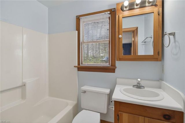 13421 Shiloh DR, Windsor, VA 23487