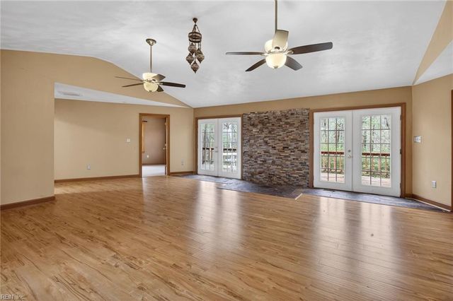 13421 Shiloh DR, Windsor, VA 23487