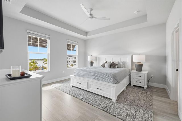1528 SKYSAIL LANE, Sarasota, FL 34240