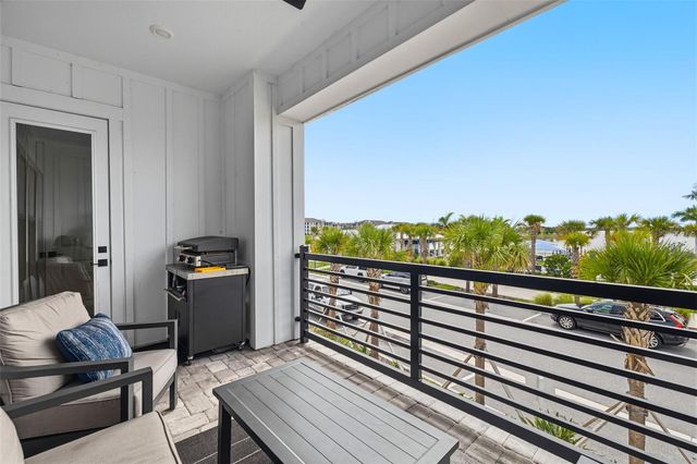 1528 SKYSAIL LANE, Sarasota, FL 34240