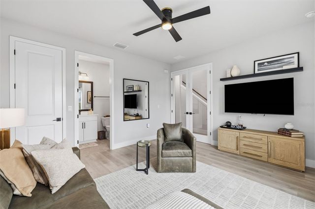 1528 SKYSAIL LANE, Sarasota, FL 34240