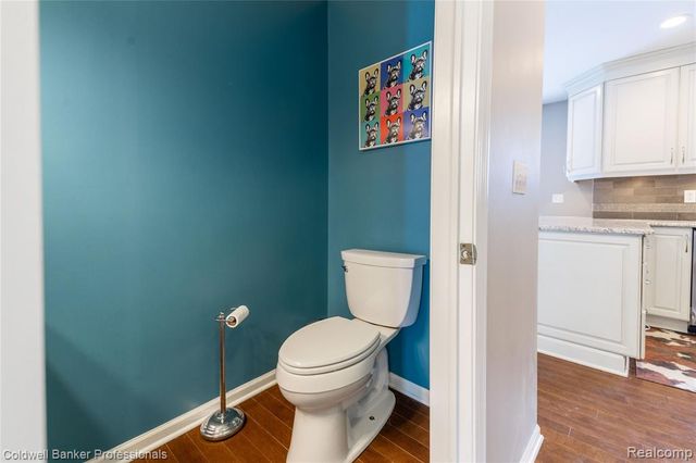 60628 S Lyon Trail, South Lyon, MI 48178