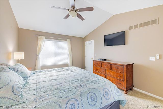 60628 S Lyon Trail, South Lyon, MI 48178