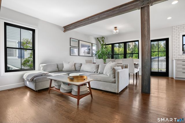 43 Crystal Street, New Canaan, CT 06840
