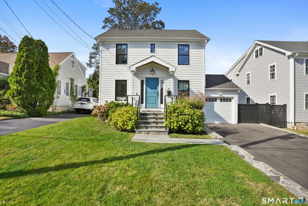 43 Crystal Street, New Canaan, CT 06840